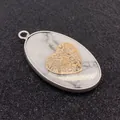 Pendente ovale in turchese bianco con filigrana a cuore dorato e bordo argento - Turchese Bianco con Stile Cuore Oro (28)