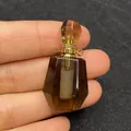 Ciondolo a forma di boccetta di profumo in pietra naturale marrone con dettagli dorati - Stile 7 / Quarzo fumé