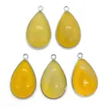 Set of five teardrop yellow agate pendants with silver metal edges on white background - Teardrop-shaped Pendant / Standard Spec / Topaz