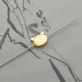 Natural cat-shaped shell bead with yellowish luster for DIY jewelry making - Horizontal Hole Cat Head / Yellow