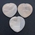 Trois pierres de quartz rose naturel en forme de cœur avec une finition polie translucide - Aventurine Rose