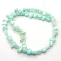 Détail de perles de nacre bleu clair irrégulières avec reflets pour bijoux DIY - Style Vert Menthe Irisé (9) / 4-6mm (27g/Fil)