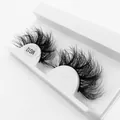 Falsche 3D-Wimpern Modell MG12, mehrlagig und natürlich dicht geschwungen im Tray - Flauschiger Mehrschichtiger Dichter Stil (MG12)