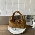 Braune Shopper-Tasche aus Wildleder-Imitat mit dekorativer Schleife für Damen - Braun