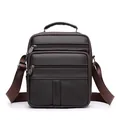Sac bandoulière en cuir marron foncé avec texture litchi et deux zips frontaux - Tout Cuir Café