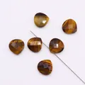 Faceted heart-shaped tiger eye stone beads with pre-drilled holes for DIY jewelry - 1.5cmx1.5cm / Tiger's Eye