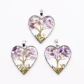 Colgante de corazón árbol de la vida con trozos de amatista púrpura y hilo dorado - 30 x 35mm / Amatista