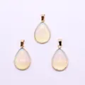 Trois pendentifs en opale synthétique en forme de larme avec bordure dorée pour bijoux - Opale
