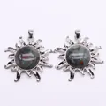 Silberne Sonnenanhänger mit runden Blutstein-Cabochons für DIY-Schmuckherstellung - Drachenblutstein