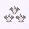 Zilveren vleermuis hanger met ovale witte opaal edelsteen in een set van 3 stuks - Witte Jade