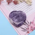 Pierre naturelle violette polie en forme de cœur avec textures pour massage et décor - Pierre Lilas