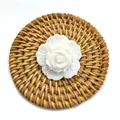 Pendentif rose sculpté à la main en nacre naturelle pour la création de bijoux DIY - Style Rose Blanche No.2 (32mm)