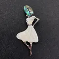 Spilla ballerina argento con madreperla bianca naturale e conchiglia abalone colorata - Design n. 8