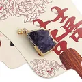 Unregelmäßiger lila Rohkristall-Anhänger mit vergoldeten Kanten und Metallöse - Amethyst