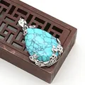 Colgante vintage de turquesa en forma de gota con grabado floral plateado - Turquesa Azul