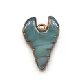 Colgante de ágata natural con forma de toro, acabado azul y borde bañado en bronce - 20x30mm / Azul Cian (N.º 2)