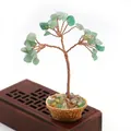 Mini árbol de cristal en cesta con piedras de aventurina verde y base de madera - Aventurina Verde