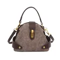 Bolso trapezoidal marrón y beige con hebilla dorada y correa de cuero ajustable - café