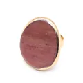 Detail of an adjustable gold ring with oval pink-brown textured agate stone - 18.00g / Adjustable / Rhodonite