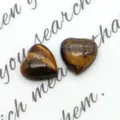 Cabochon in occhio di tigre a forma di cuore con striature marroni dorate - Occhio di tigre