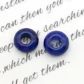 Set van twee gepolijste donkerblauwe natuurstenen ringkralen voor DIY sieraden - Synthetisch Lapis Lazuli