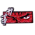 Berserk Guts Manga-Auge Emaille-Pin mit rotem Anime-Charakter-Design im Fokus - Manga-Charakter Augen-Nahaufnahme-Stil (5019600904221)