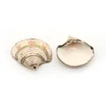Lot de deux pendentifs en coquillage doré pour la création de bijoux avec anneaux - Coquille Peau de Serpent