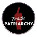 Spilla femminista Fuck the Patriarchy in metallo con gesto del dito medio - Smash Patriarchy (Fuck the Patriarchy)