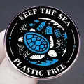 Badge rond en métal Sauvez les tortues marines avec slogan Keep the Sea Plastic Free - Style Protection de l'Océan