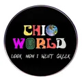 Καρφίτσα Chic World με στρογγυλό σήμα και κείμενο LOOK MOM I WENT GREEK σε μαύρο φόντο - Παγκόσμιο Λούνα Παρκ (Μαύρο Με Χρώμα)