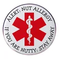 Spilla medica Star of Life per allergia alle noci con avviso divertente in rosso - Allergia alla Frutta a Guscio