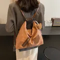 Vintage brown leather tote bag with decorative zippers and a cute bear charm pendant - 37*12*34 / Brown No Pendant