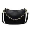 Chique zwarte hobo tas met lychee textuur en gedurfde zwart-gouden decoratieve ketting - Zwart