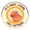 Runde Anstecknadel aus Metall mit Capybara-Motiv und lustigem englischem Spruch - Chill Capybara Stil