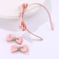 Handgemaakte roze strik hoofdband en haarclip set met parel en strassteentjes - Strik Hoofdband En Haarklem Set / Roze