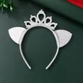 Detail van zilveren glitter kattenoren haarband met hol kroonontwerp voor feestjes - Zilveren Kroon Haarband