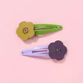 Lot de barrettes à fleurs avec fleurs en cuir jaune et violet sur épingles colorées - Barrettes à Cheveux Fleurs Violettes Et Vertes