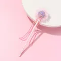 Detail eines rosa Zauberstabs mit glitzernder Muschel, Strasssteinen und Paillettenbändern - Muschel Stil (HM001)