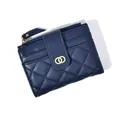 Portafoglio corto trapuntato blu navy da donna con fibbia dorata e dettaglio zip - Motivo a rombi / Blu scuro