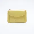 Mini leuchtend gelbe Münzbörse aus Leder mit Forever Sunshine Logo und vorderem Kartenfach - Gelb
