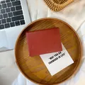 Portefeuille court à trois volets en cuir bordeaux avec texture litchi élégante - Rouge