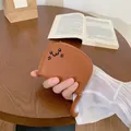 Brown cat-shaped card holder in litchi grain leather with cute cat face embroidery - Caramel color