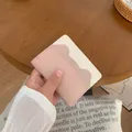 Tarjetero delgado de cuero rosa y crema con textura de grano y múltiples ranuras - Rosa