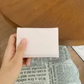 Piccolo portafoglio in pelle PU rosa e bianco con motivi a forma di orso e fiocchi - Rosa Chiaro