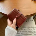 Portafoglio corto retrò rosso vino in pelle con cerniera e fessure per carte - Borgogna