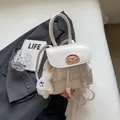 Mini zaino crema in ecopelle con ricamo di animali e ciondolo a forma di orsetto peluche - Con Ciondolo / Bianco Sporco