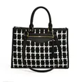 Klassieke zwart-witte tweed shopper tas met leren handvatten en goudkleurige details - Zwart Raster