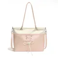 Bolso tote minimalista beige y rosa con detalle de lazo y herrajes plateados elegantes - Rosa