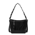 Modieuze zwarte bucket bag met geplooide textuur en zilveren ketting voor dames - Zwart