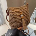 Bruine geweven stro-emmerzak met kwastjeshanger en lederen riem voor de zomerreizen - Stijl 2 Khaki (Kwastkraal)